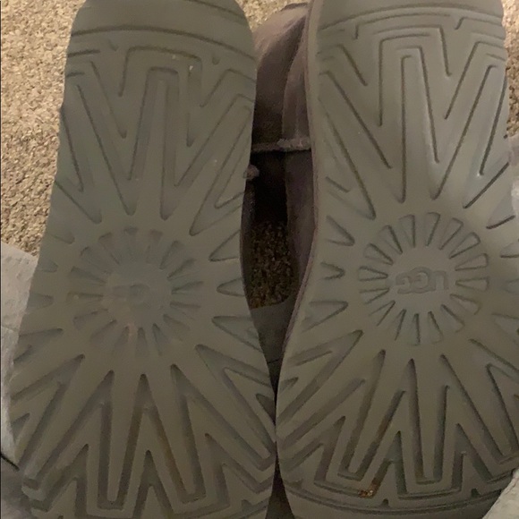 Short Uggs - Picture 6 of 6